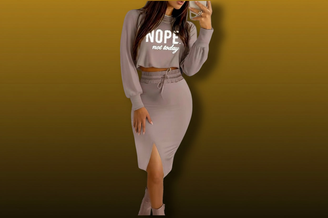 Long sleeve skirt set